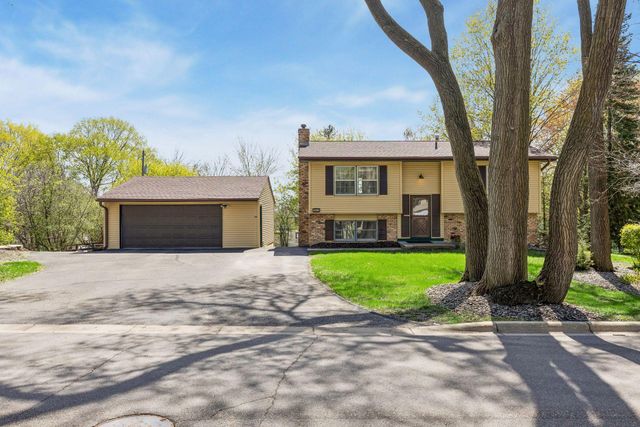 18815 South Lane, Minnetonka, MN 55345