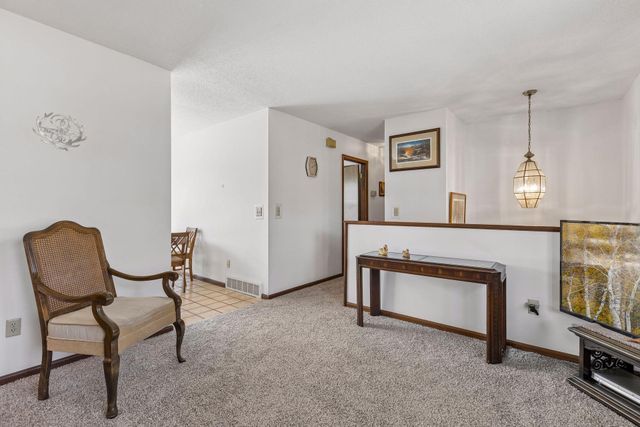 18815 South Lane, Minnetonka, MN 55345