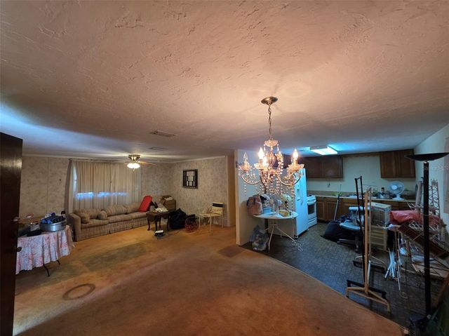 1516 NE 5TH PLACE, Gainesville, FL 32641