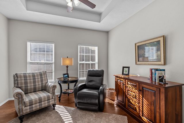 1368 N Sandy Creek Circle 4, Nixa, MO 65714