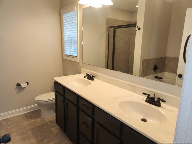 804 Misty Meadow Lane, Fayetteville, NC 28304