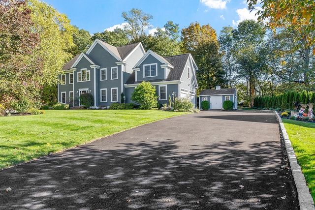 27 Garfield Ave, Danvers, MA 01923