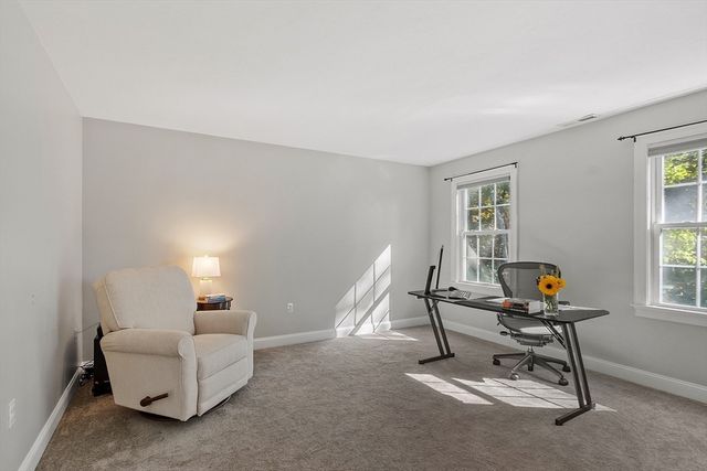 27 Garfield Ave, Danvers, MA 01923