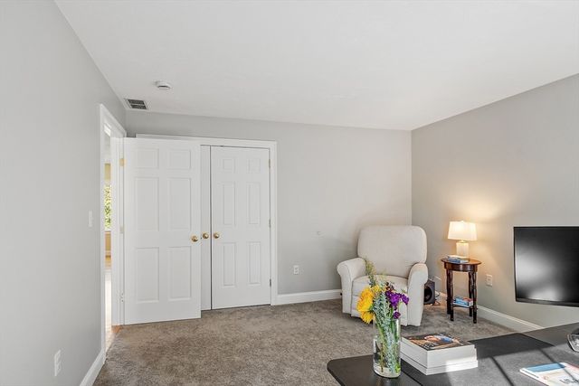 27 Garfield Ave, Danvers, MA 01923