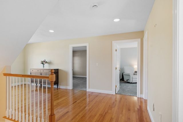 27 Garfield Ave, Danvers, MA 01923