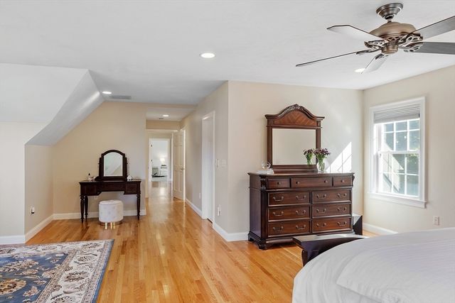 27 Garfield Ave, Danvers, MA 01923