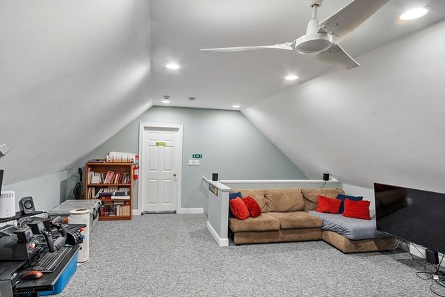 27 Garfield Ave, Danvers, MA 01923