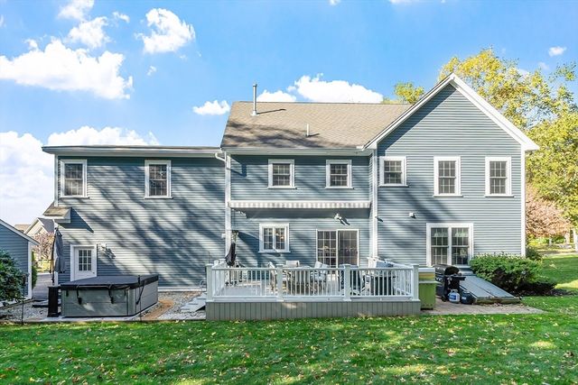 27 Garfield Ave, Danvers, MA 01923