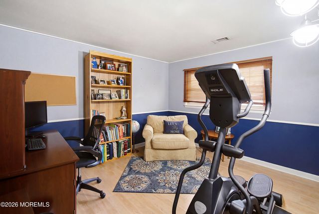 25 Dusko Drive, Parlin, NJ 08859