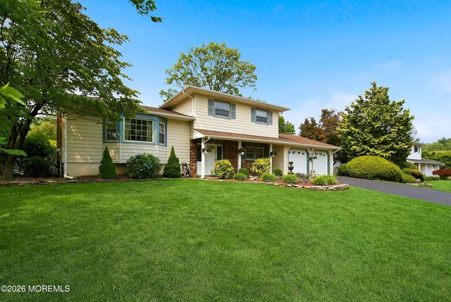 25 Dusko Drive, Parlin, NJ 08859