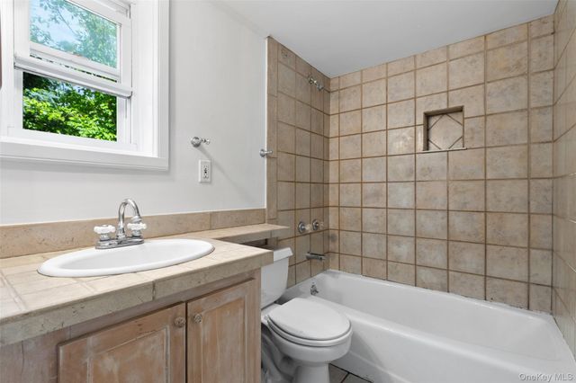 65 Laurelton Road, Mount Kisco, NY 10549