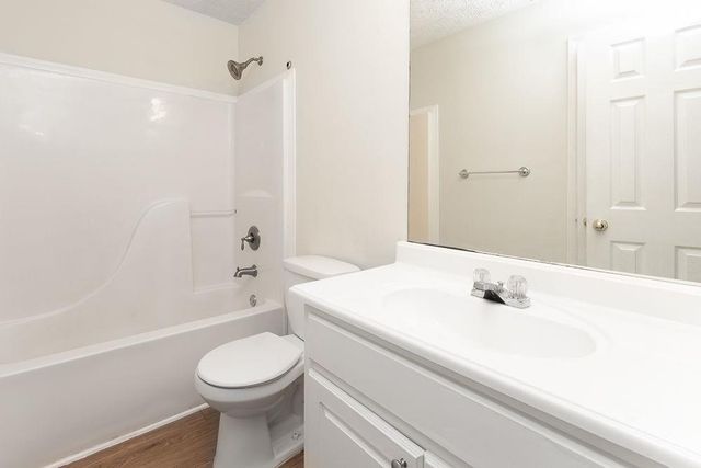 310 Pebblestone Drive, Loganville, GA 30052