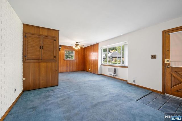 498 Riverside Terrace, Rutherford, NJ 07070