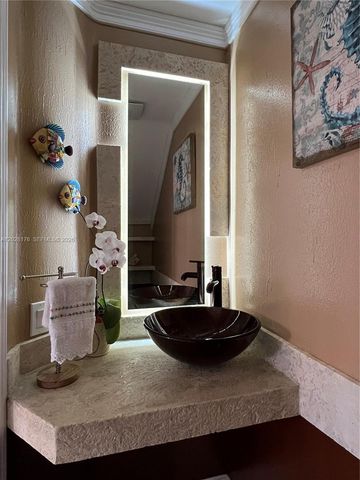 21719 Cromwell Cir, Boca Raton, FL 33486