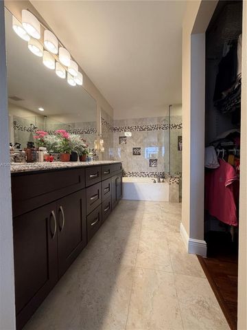 21719 Cromwell Cir, Boca Raton, FL 33486