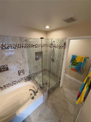 21719 Cromwell Cir, Boca Raton, FL 33486