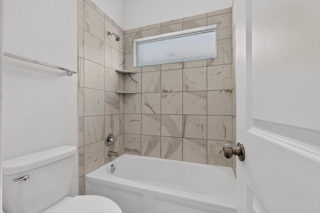 941 Legends LN, Georgetown, TX 78628