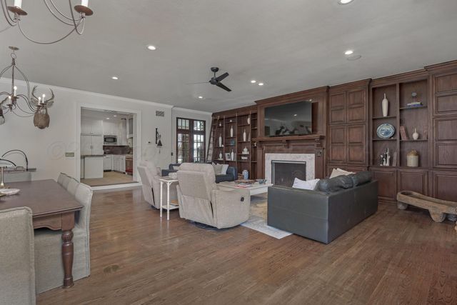 2423 S HUGHES Street, Amarillo, TX 79109