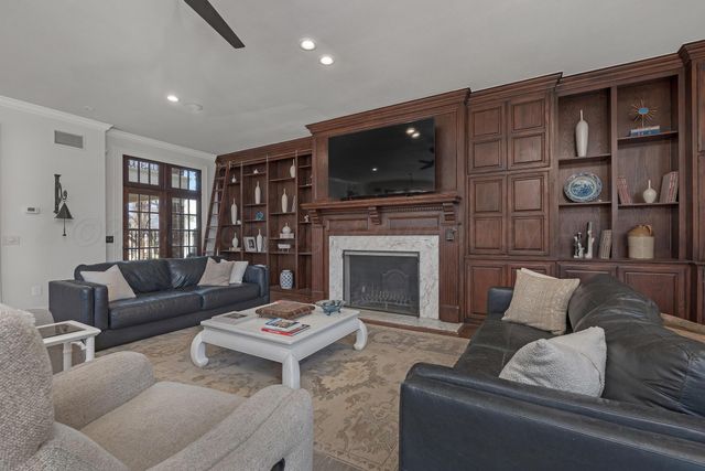 2423 S HUGHES Street, Amarillo, TX 79109