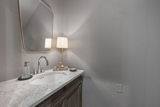 2423 S HUGHES Street, Amarillo, TX 79109