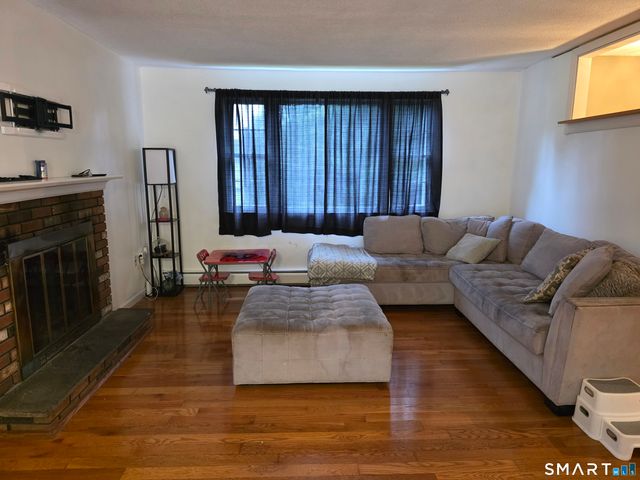 158 Stoneycrest Drive, Meriden, CT 06451