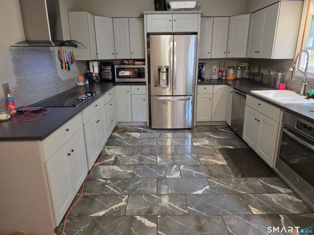 158 Stoneycrest Drive, Meriden, CT 06451