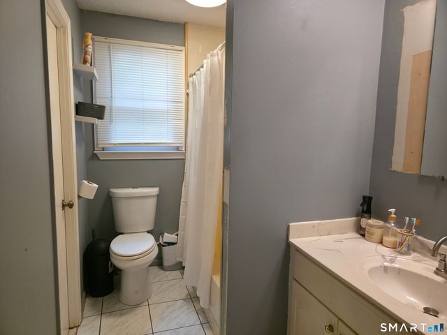 158 Stoneycrest Drive, Meriden, CT 06451