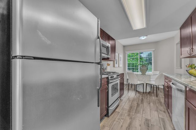 251 Fieldcrest Street, Ann Arbor, MI 48103