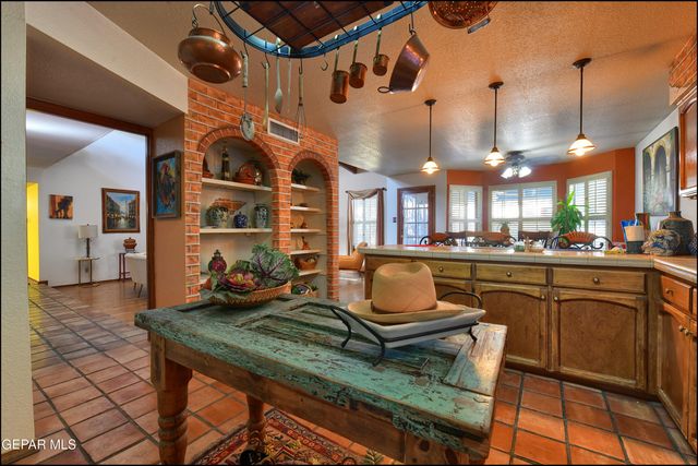 11455 Ed Merrins Dr Drive, El Paso, TX 79936