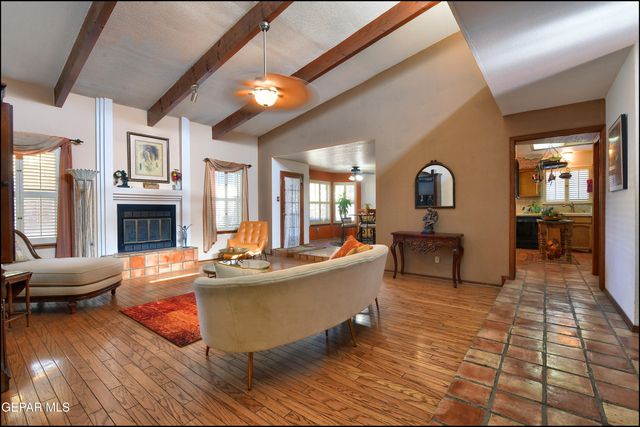 11455 Ed Merrins Dr Drive, El Paso, TX 79936