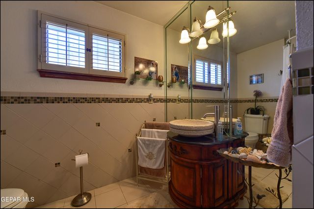 11455 Ed Merrins Dr Drive, El Paso, TX 79936