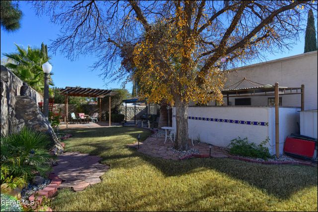 11455 Ed Merrins Dr Drive, El Paso, TX 79936