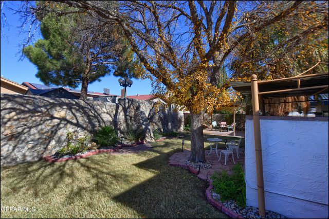 11455 Ed Merrins Dr Drive, El Paso, TX 79936