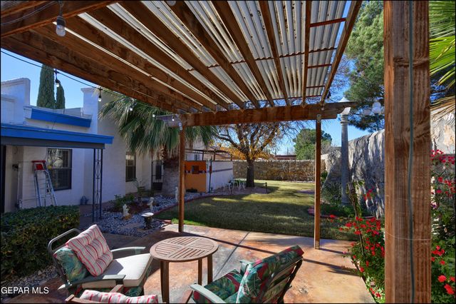 11455 Ed Merrins Dr Drive, El Paso, TX 79936