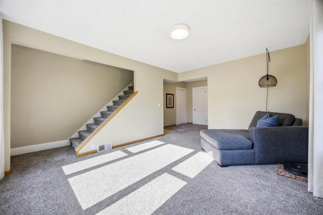1323 S River Drive, Moorhead, MN 56560