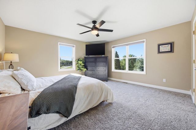 1323 S River Drive, Moorhead, MN 56560