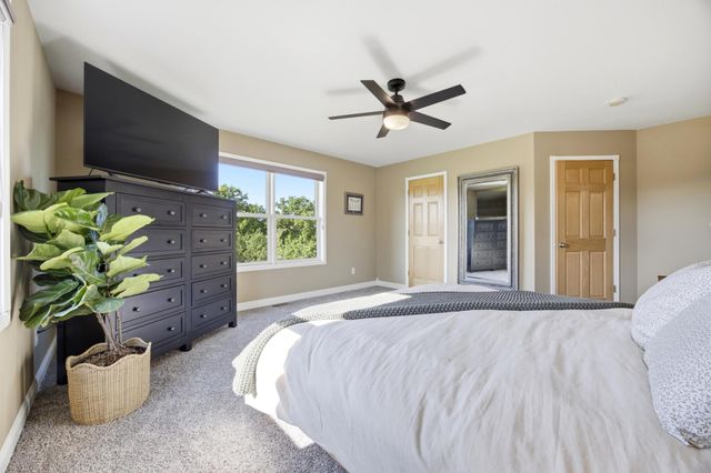 1323 S River Drive, Moorhead, MN 56560