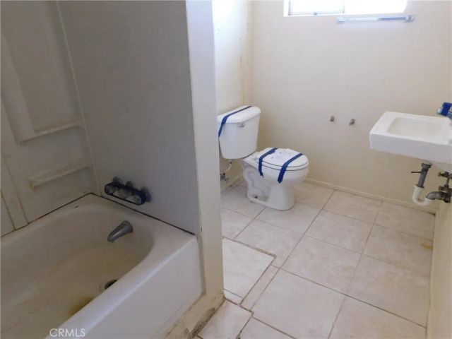 7491 Sherman Hoyt, 29 Palms, CA 92277