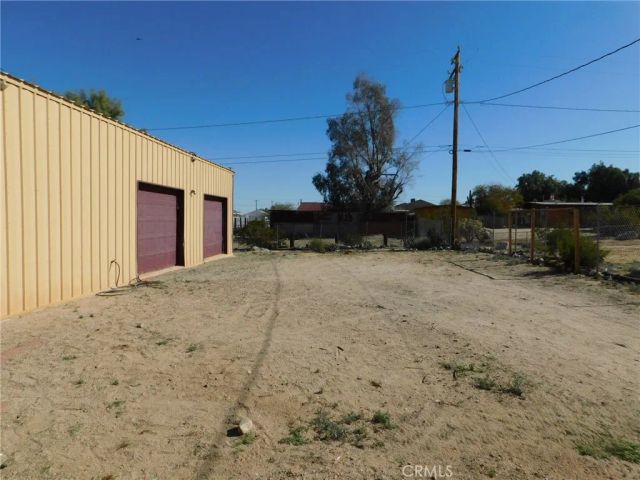 7491 Sherman Hoyt, 29 Palms, CA 92277