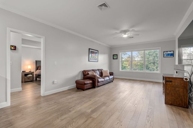 131 Eliot St 204, Milton, MA 02186