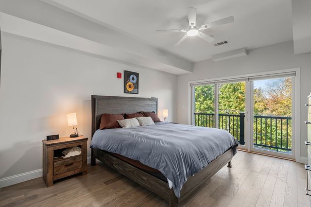 131 Eliot St 204, Milton, MA 02186