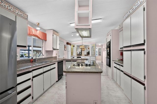2055 S FLORAL AVENUE 246, Bartow, FL 33830