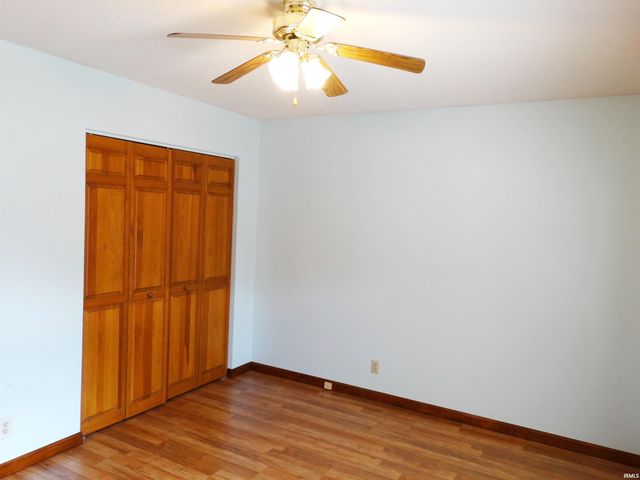 2910 Oakshire Drive, Evansville, IN 47711