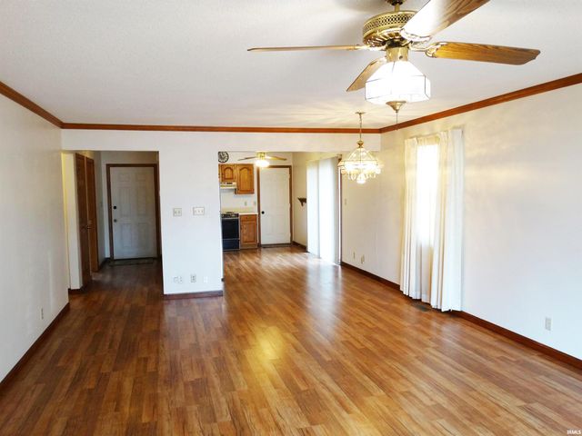 2910 Oakshire Drive, Evansville, IN 47711