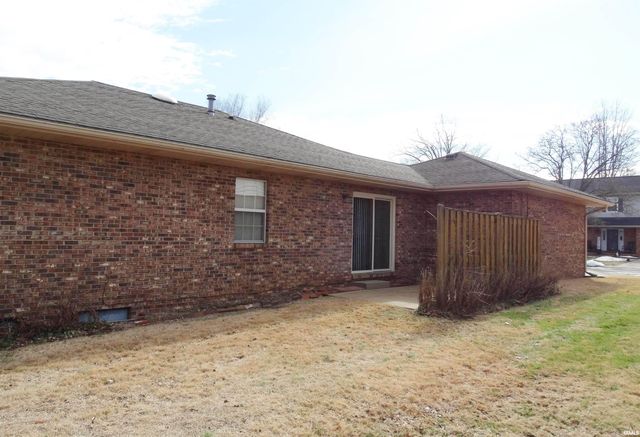 2910 Oakshire Drive, Evansville, IN 47711