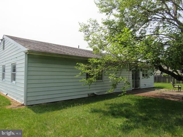 54 ARBOR MEADOW DR, Sicklerville, NJ 08081