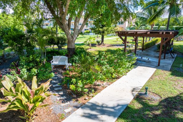 2601 S Roosevelt Blvd Apt 307C, Key West, FL 33040