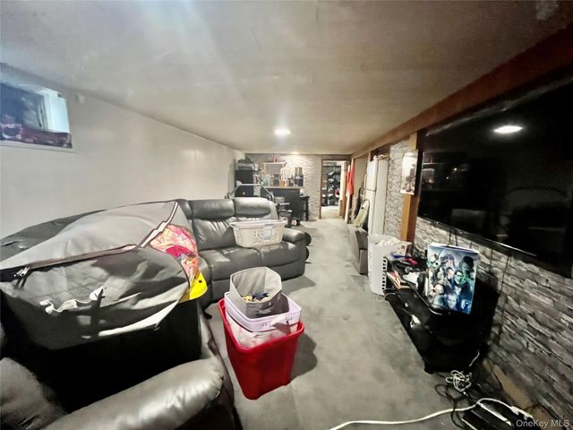 45 Amsterdam Avenue, West Babylon, NY 11704