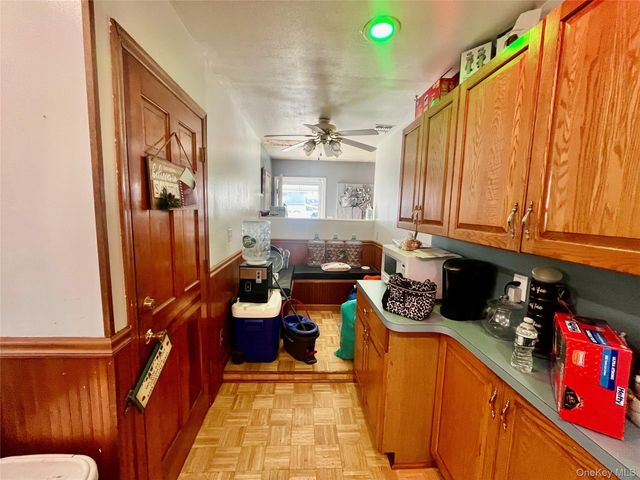 45 Amsterdam Avenue, West Babylon, NY 11704