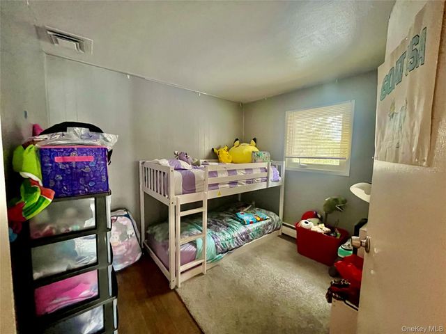 45 Amsterdam Avenue, West Babylon, NY 11704